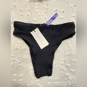 BOUND by bond-eye australia ( THE SAVANNAH BRIEF BLACK)